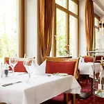 ホテル Dehner Blumen 4*