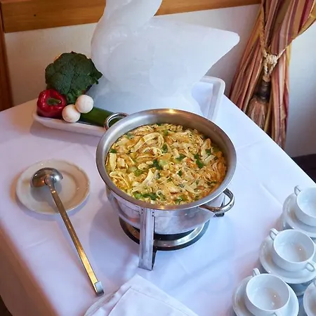 Hotel Dehner Blumen 4*