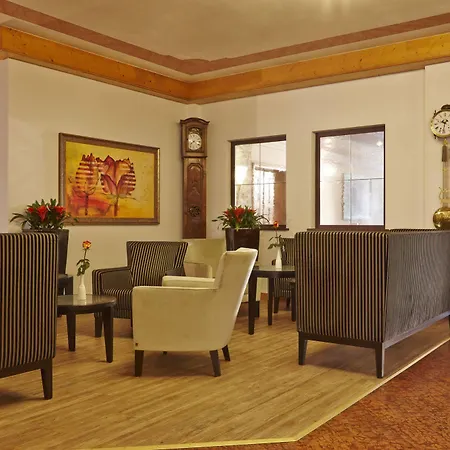 Dehner Blumen فندق 4*