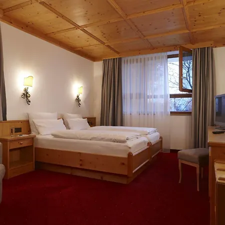 Dehner Blumen 4* Rain (Swabia)