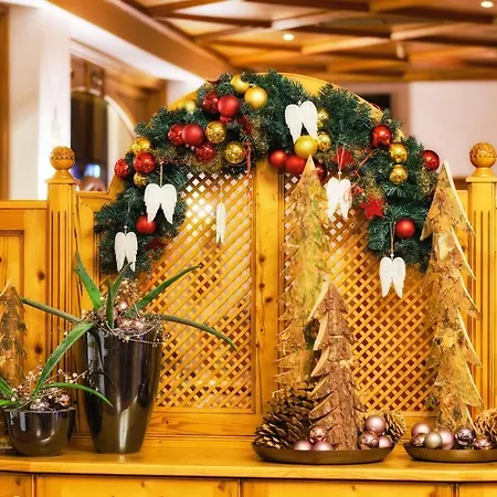 فندق Dehner Blumen 4*